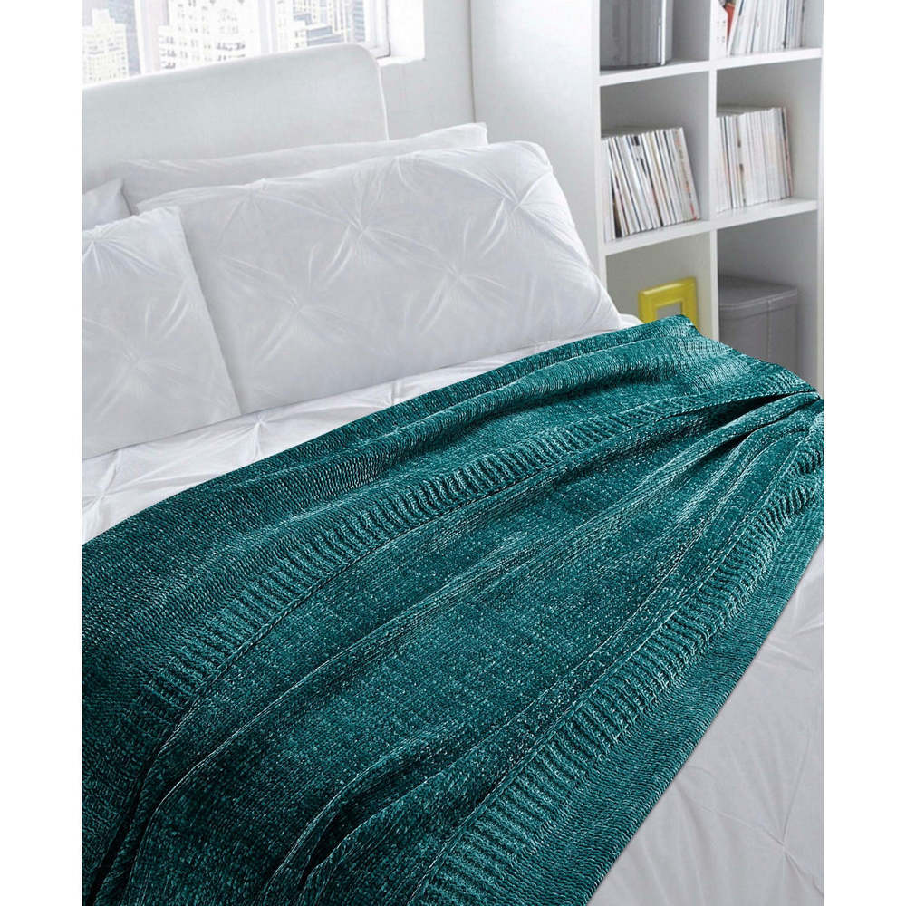 Montauk Chenille Luxe Throw Boxed Gift Set, 50 X 60